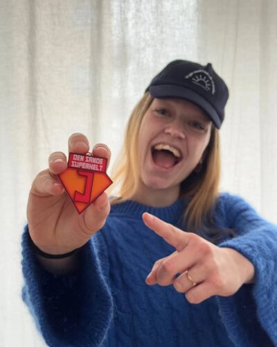 Nalle Merch Nøglering - Den Sande Superhelt